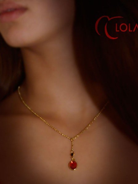 Elegante collier con pietra rossa Victoria Lola Luna in vendita su Tangamania Online