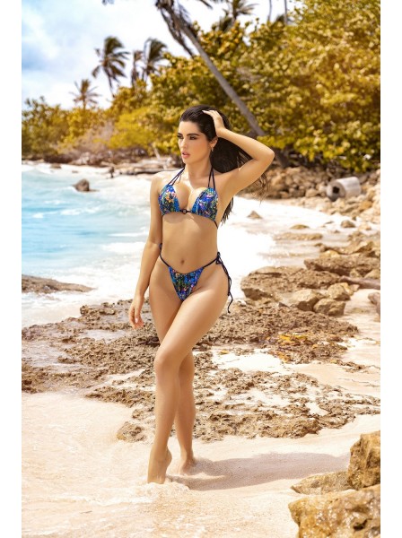 Bikini in stampa jungle blu con triangolo e slip Mapalé in vendita su Tangamania Online